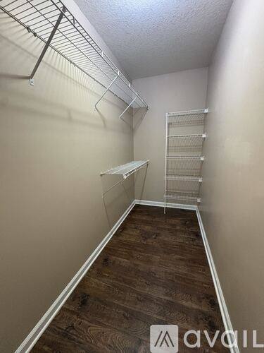 Apartment for rent at 1401 Lakewood Dr #8, Jonesboro, AR 72404