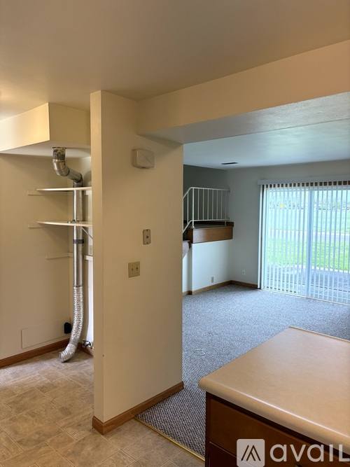 Townhouse for rent at 5 Florentine Court, Pekin, IL 61554
