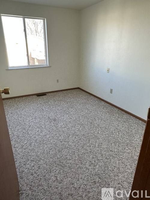 Townhouse for rent at 16 Florentine Court, Pekin, IL 61554