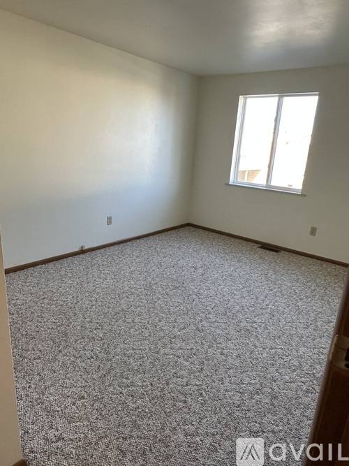 Townhouse for rent at 16 Florentine Court, Pekin, IL 61554