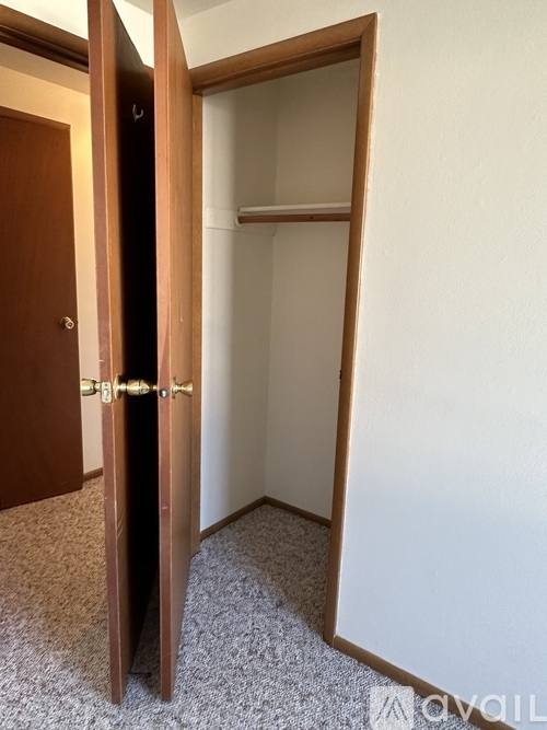 Townhouse for rent at 16 Florentine Court, Pekin, IL 61554