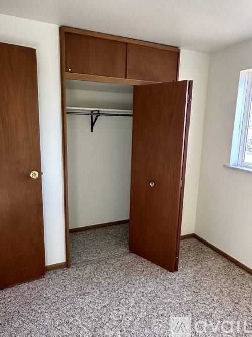 Townhouse for rent at 16 Florentine Court, Pekin, IL 61554