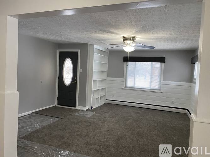 House for rent at 2084 Maplewood Rd, Stow, OH 44224