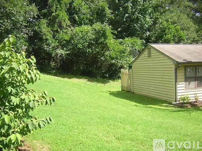 Townhouse for rent at 133 Sandalwood Circle, Lawrenceville, GA 30046