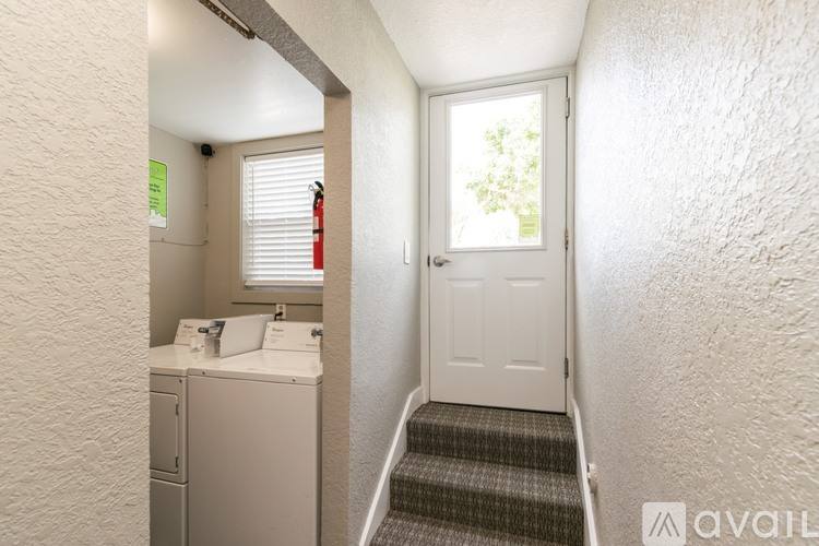 Apartment for rent at 1805 W 4th St #2, Perry, IA 50220