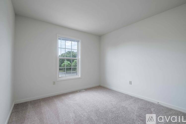 210 Landing Circle, Mountville, PA 17554 - Townhouse for Rent - Image 8