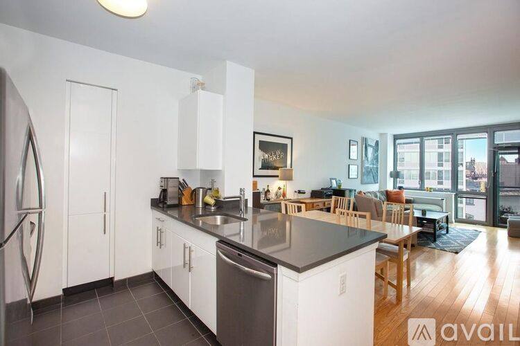 Apartment for rent at 4620 Center Blvd #2307, Long Island City, NY 11109