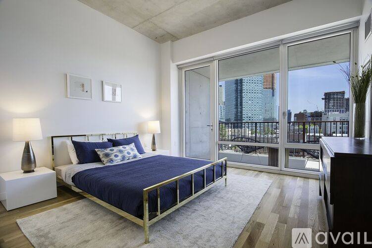 Apartment for rent at 2222 Jackson Ave #814, Long Island City, NY 11101