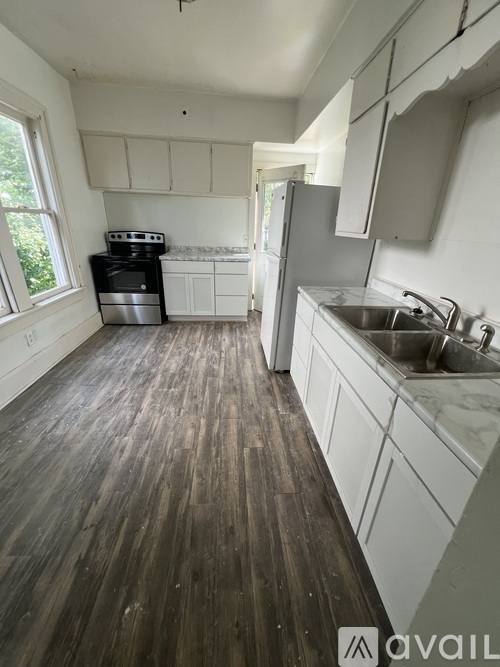 Apartment for rent at 203 205 Buckingham Ave, Mansfield, OH 44903