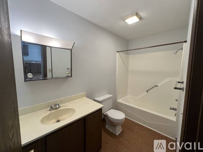 Apartment for rent at 343 N Glenwood Ave #B, Springfield, IL 62702