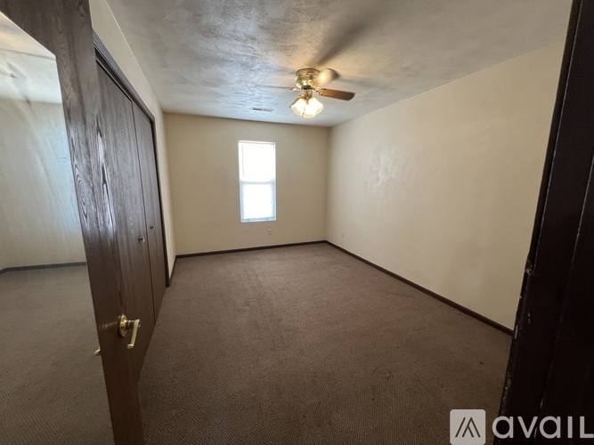 Apartment for rent at 343 N Glenwood Ave #B, Springfield, IL 62702