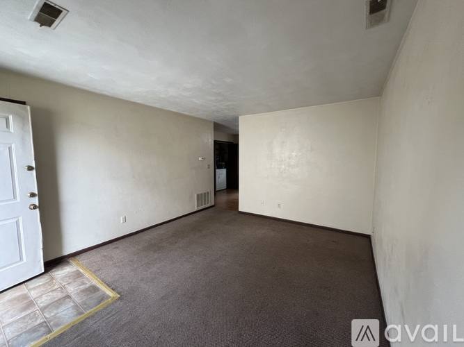 Apartment for rent at 343 N Glenwood Ave #B, Springfield, IL 62702
