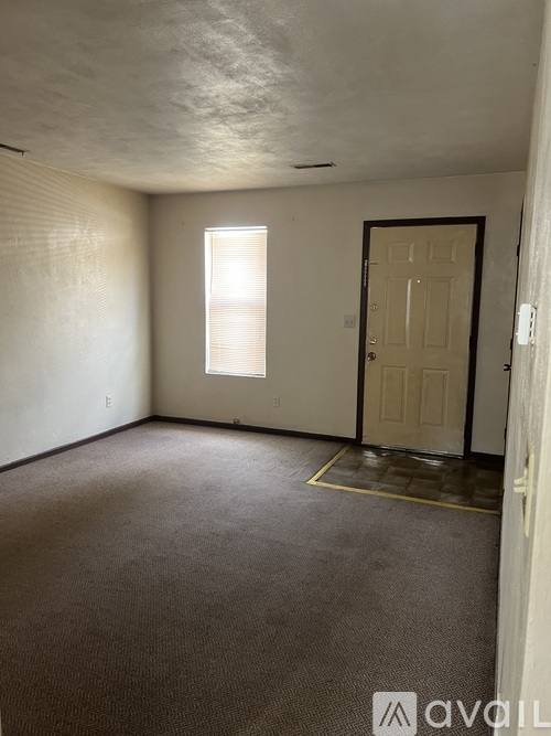 Apartment for rent at 343 N Glenwood Ave #B, Springfield, IL 62702