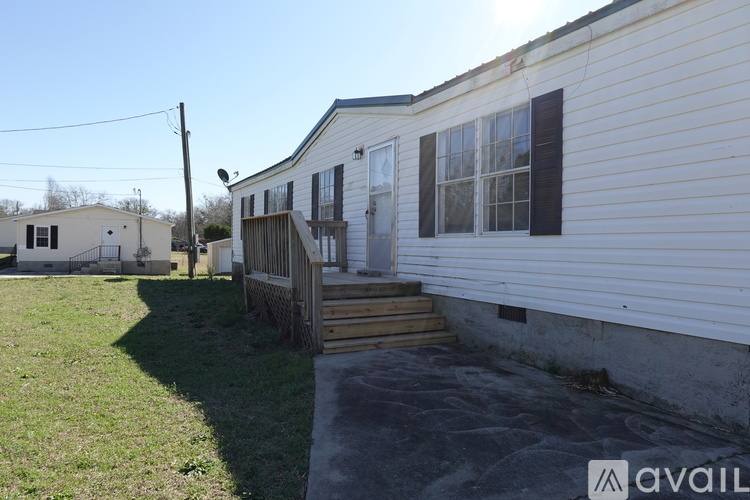 House for rent at 118 Linda Sue Lane, Kathleen, GA 31047