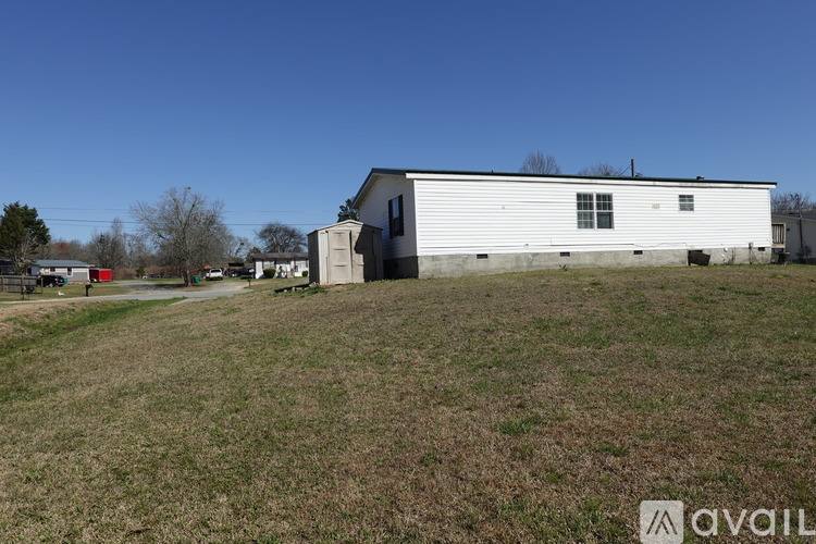 House for rent at 118 Linda Sue Lane, Kathleen, GA 31047