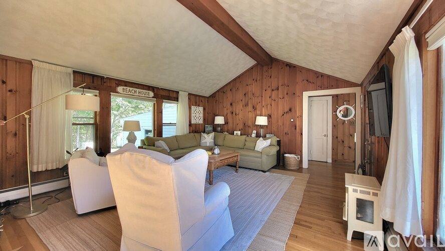 House for rent at 92 Bourne Ave, Wells, ME 04090