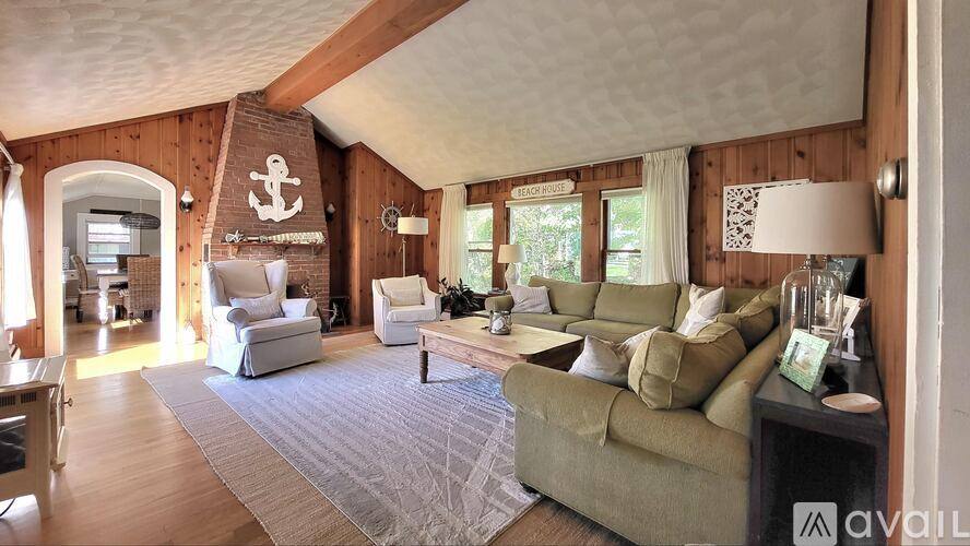 House for rent at 92 Bourne Ave, Wells, ME 04090