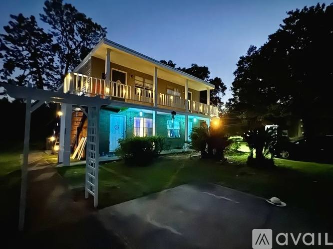Apartment for rent at 1625 Rebecca St #D, Pensacola, FL 32534