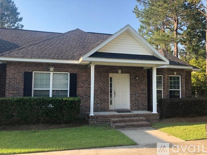 Townhouse for rent at 1117 A Southbend Dr, Statesboro, GA 30458