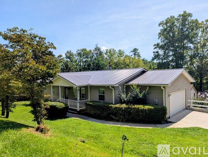 House for rent at 130 Hillside Dr, Clayton, GA 30525