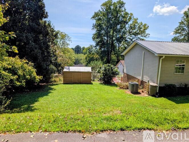 House for rent at 130 Hillside Dr, Clayton, GA 30525