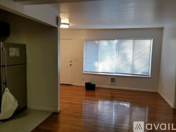 Apartment for rent at 10640 SE 16th St #3, Bellevue, WA 98004