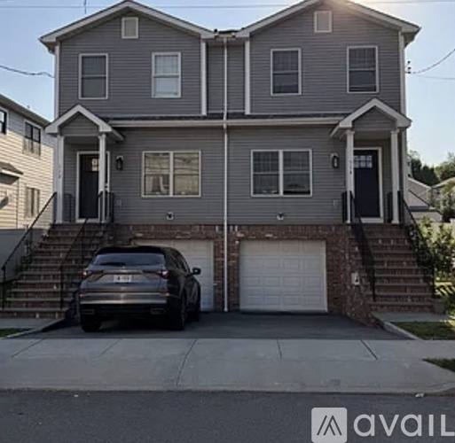 Townhouse for rent at 114 Crotona Ave #B, Harrison, NY 10528