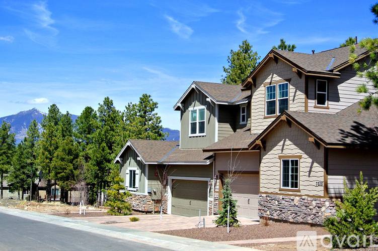 Townhouse for rent at 3271 S Burgess Lane #1, Flagstaff, AZ 86001