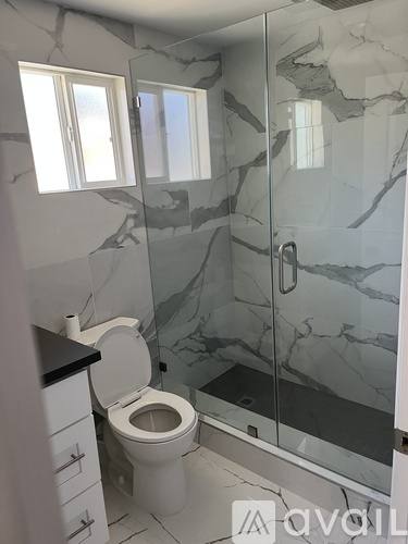 Apartment for rent at 8452 San Luis Ave #B, South Gate, CA 90280