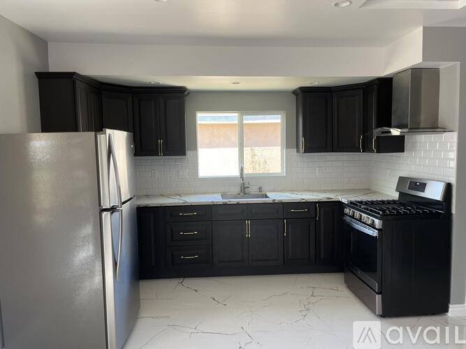 Apartment for rent at 8452 San Luis Ave #B, South Gate, CA 90280