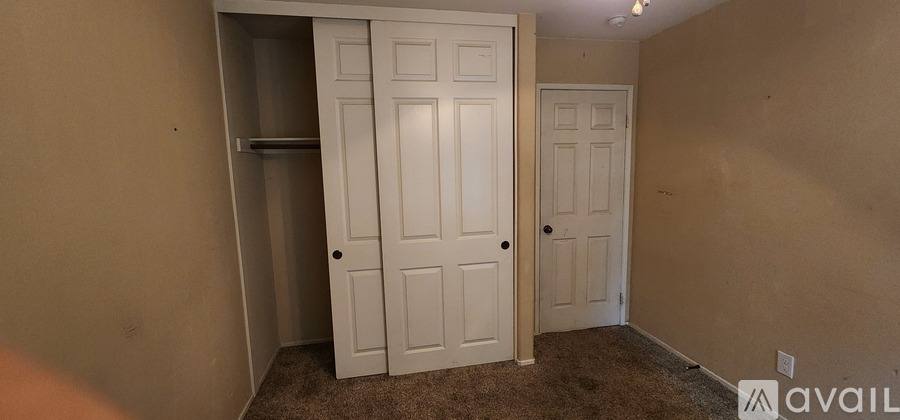Apartment for rent at 34129 Hillside Dr #ROOM A, Lake Elsinore, CA 92532