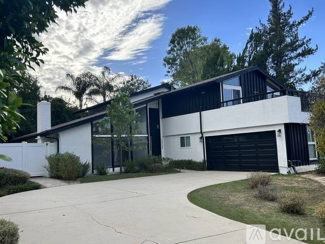 House for rent at 22700 Flamingo St, Woodland Hills, CA 91364