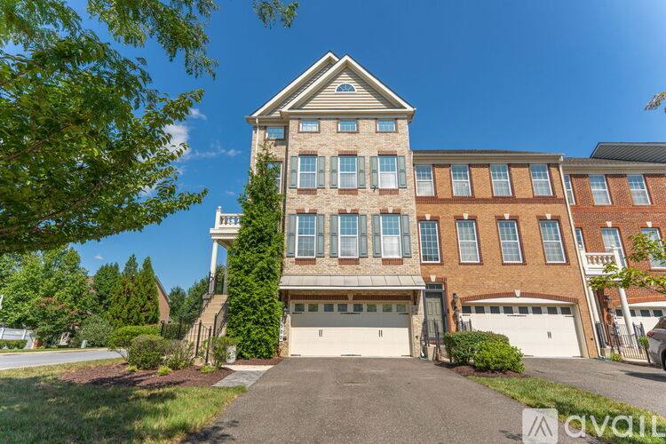 Townhouse for rent at 4500 Grazing Way, Upper Marlboro, MD 20772