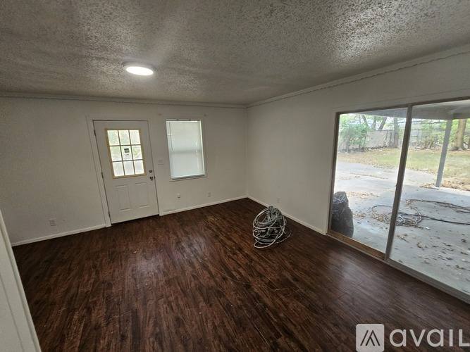 House for rent at 306 Calvert St, Sulphur Springs, TX 75482