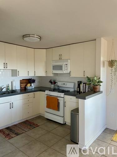 Townhouse for rent at 1518 Clifton St #A, Santa Barbara, CA 93103