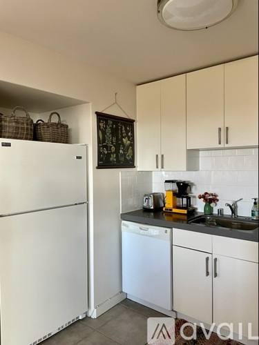 Townhouse for rent at 1518 Clifton St #A, Santa Barbara, CA 93103
