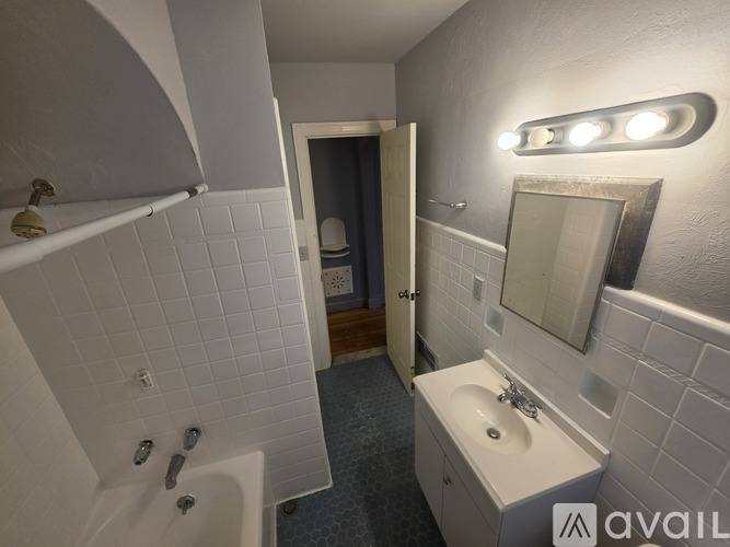 Townhouse for rent at 17181 Northlawn St #2, Detroit, MI 48221