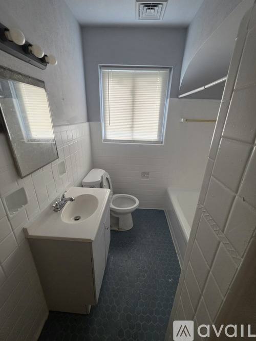 Townhouse for rent at 17181 Northlawn St #2, Detroit, MI 48221