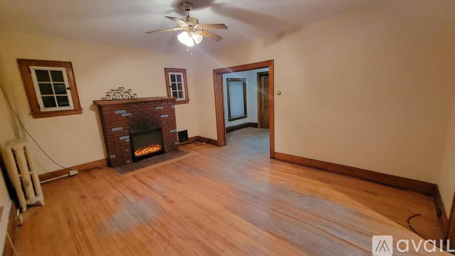 House for rent at 119 N Main St, Rutland, VT 05701