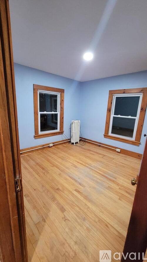 House for rent at 119 N Main St, Rutland, VT 05701