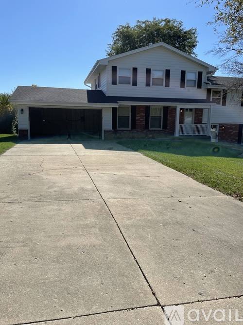 Townhouse for rent at 21645 Sierra Dr #1, Brookfield, WI 53045