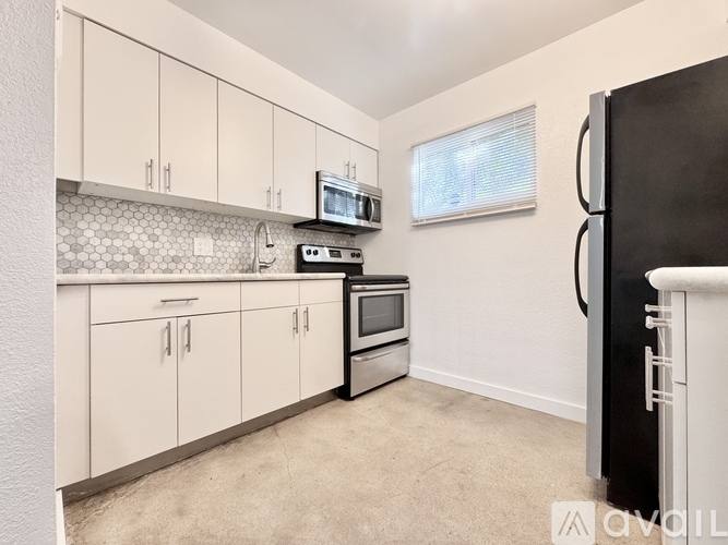 Apartment for rent at 45 E Lexington Ave #2, Phoenix, AZ 85012