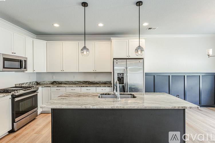 Townhouse for rent at 4732 Kilby Dr, Virginia Beach, VA 23456