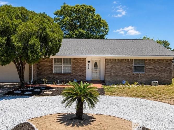 House for rent at 5570 Charbar Dr, Pensacola, FL 32526
