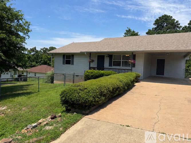 House for rent at 114 Fleetwood Dr, Hot Springs, AR 71913