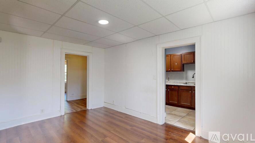 House for rent at 2128 Fordney St, Saginaw, MI 48601