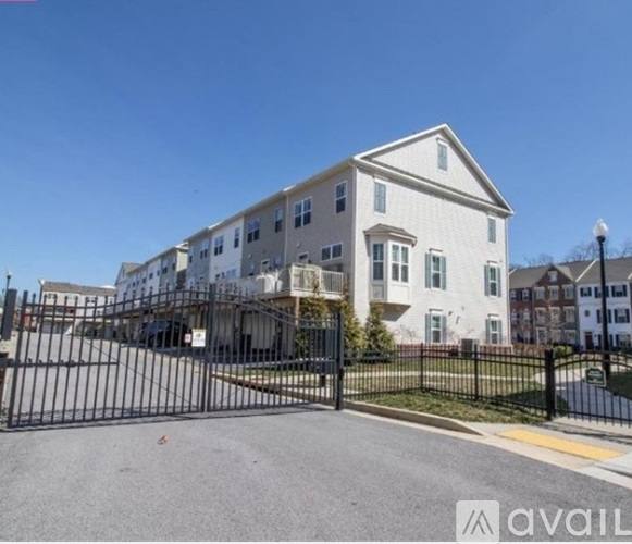 Townhouse for rent at 118 Vanguard Lane, Annapolis, MD 21401