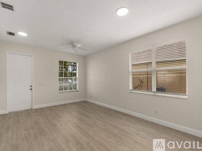 House for rent at 869 11th Dr, Vero Beach, FL 32960