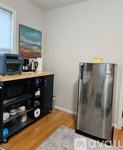 Apartment for rent at 7150 S Sunnycrest Rd #GUEST, Seattle, WA 98178