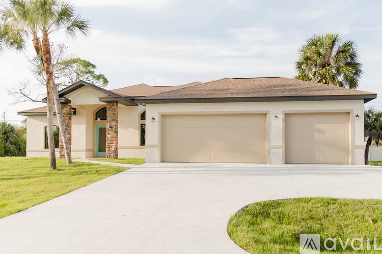 House for rent at 9408 Portillo Ave, Englewood, FL 34224